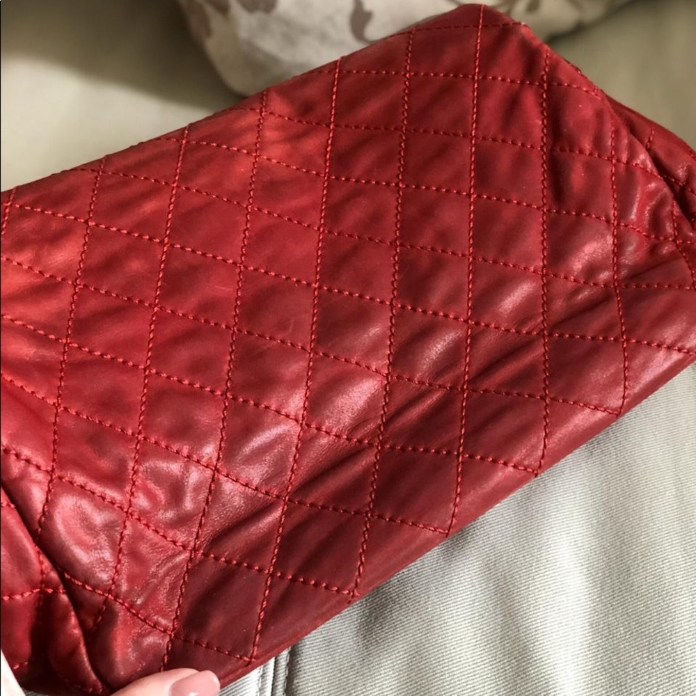 SOLD❌Chanel Crossbody Red Classic Bag - Picture 2 of 8